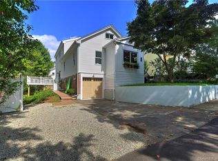 36 Wall St, Milford, CT 06460