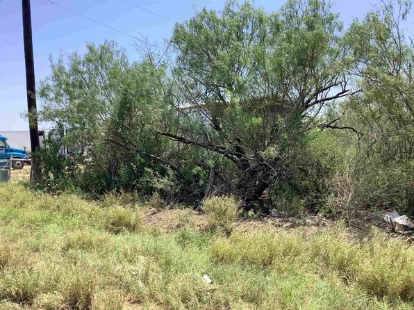 2 Us Highway 83 N, Laredo, TX 78045