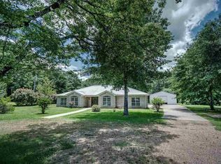 221 McCarty Cv, Byram, MS 39212