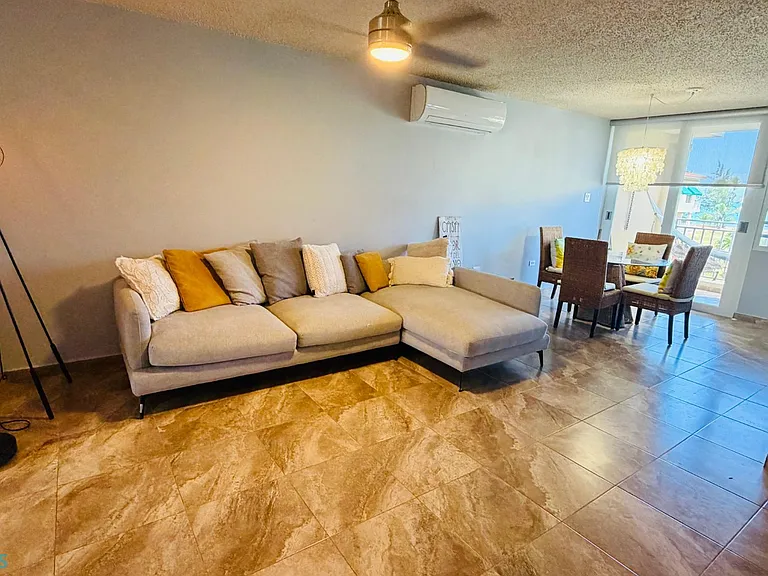 968 Casa Del Mnr #2-2012 — Photo 3
