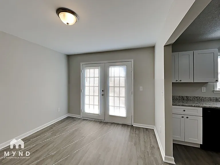 2979 Bayberry Ct — Photo 5
