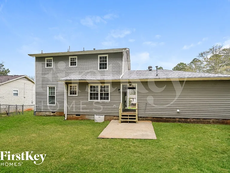 1731 Tudor Dr — Photo 15