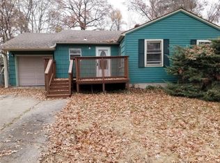 2908 W 75th St, Prairie Village, KS 66208