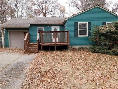 2908 W 75th St, Prairie Village, KS, 66208