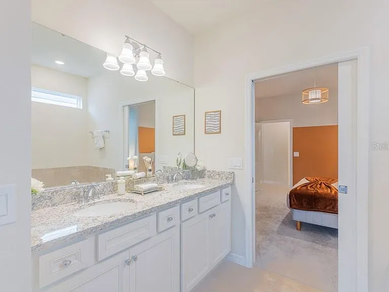 7215 Oakmoss Loop — Photo 46