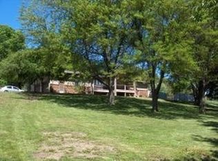 22124 Greenview Rd, Council Bluffs, IA 51503