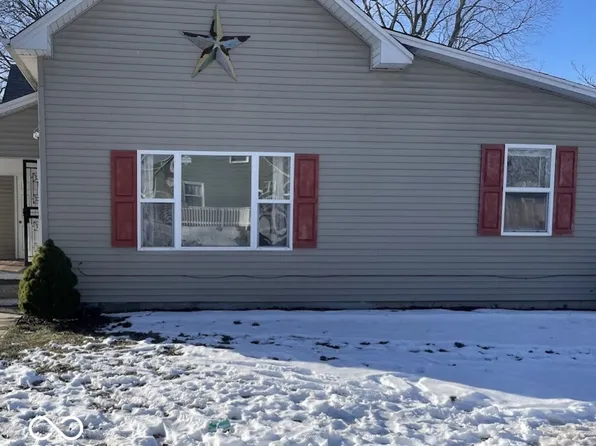 1097 S 5th St, Noblesville, IN 46060