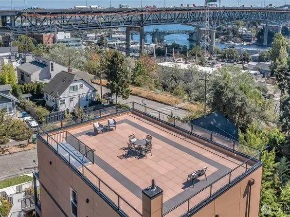 4019 4th Avenue NE #B, Seattle, WA 98105