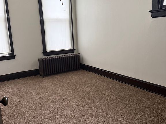 5th image of 232 Van Voast Ave #2