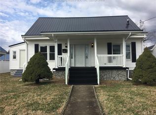 433B 20th St, Dunbar, WV 25064