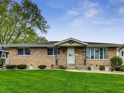 9148 Parkway Dr, Highland, IN, 46322