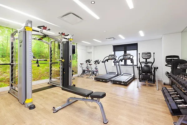 Rented by REAL New York | media 9