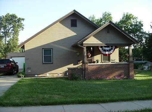 1st image of 1034 Lincoln Ave