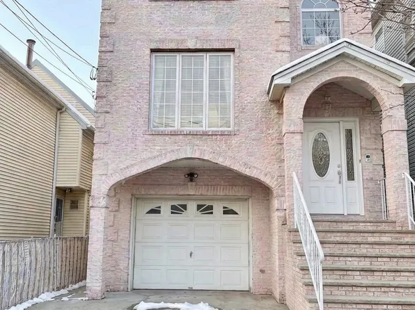223 Geneva St #1, Elizabethport, NJ 07206