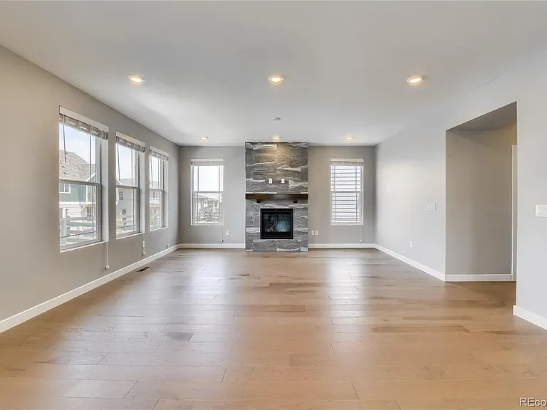 1635 Stable View Dr — Photo 8