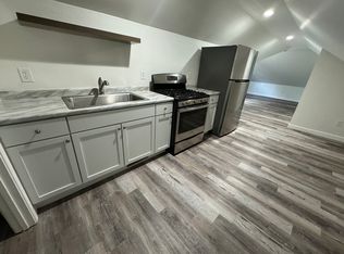 504 Locust St #3, Valparaiso, IN 46383