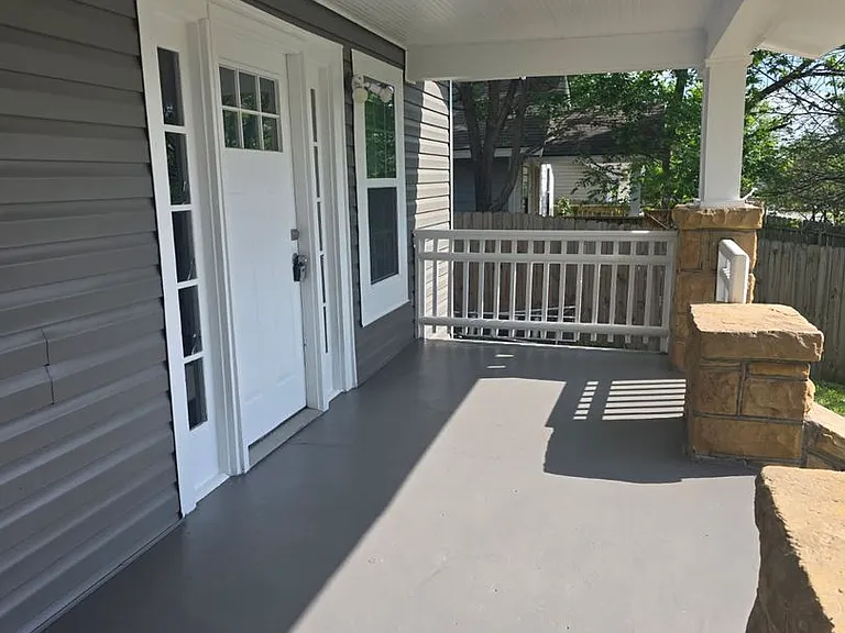 517 N Main St — Photo 5