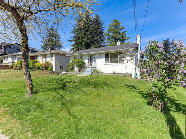 7774 Mary Ave, Burnaby, BC V3N 3G8