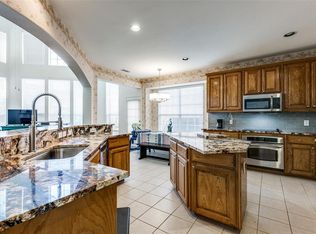 8519 Rugby Rd, Irving, TX 75063