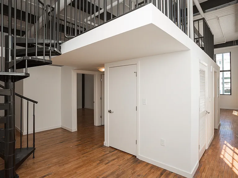 MC Kiser Lofts — Photo 11