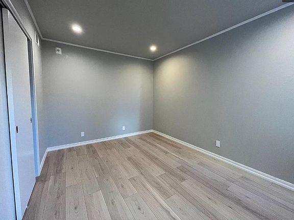 4th image of 781 Corbett Ave APT 5