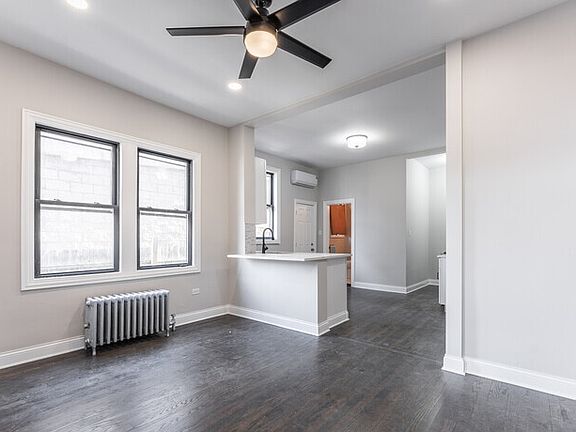 4th image of 2658 W Huron St #1R