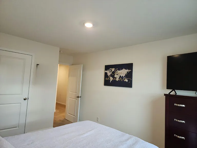 53 Thread Ln — Photo 25