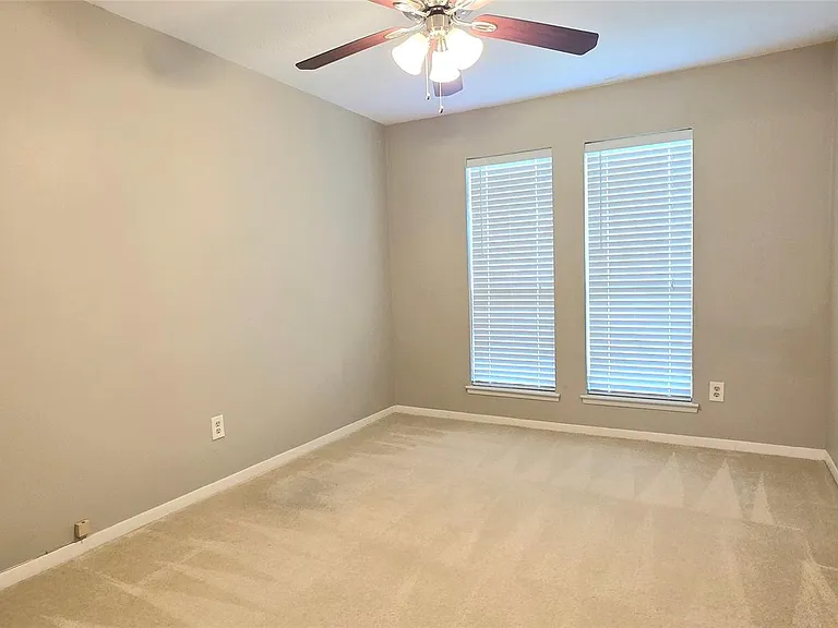 3038 Shawnee Dr — Photo 8