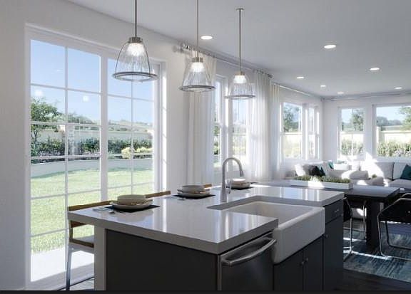 4th image of 310 Caulfield Ln