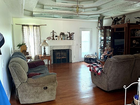 4th image of 118 Steeplechase Dr