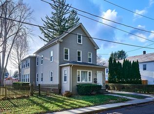 6 Wright St #2, Easthampton, MA 01027