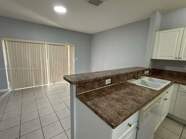 1690 NE 33rd Ave #6-106 — Photo 11