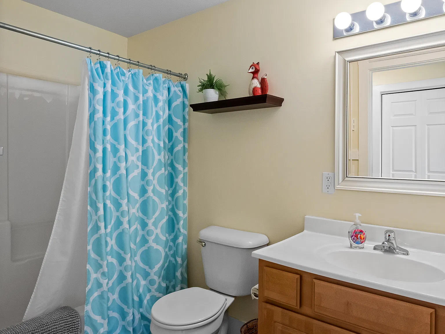 1 bed, $895 — Photo 3