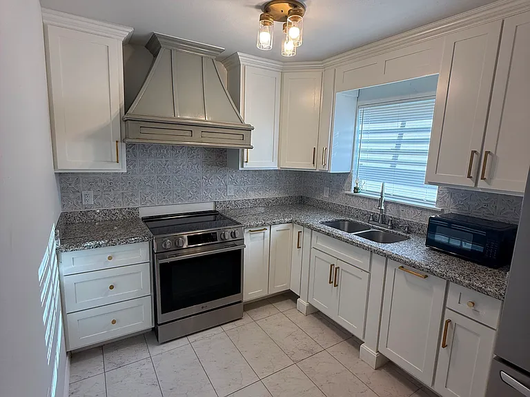 3170 Sueno Cir — Photo 3