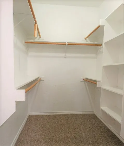 5547 Cecina Dr — Photo 14