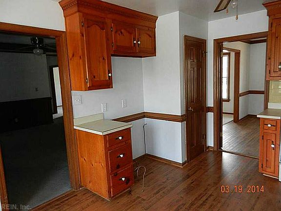 4th image of 601 Caravelle Dr