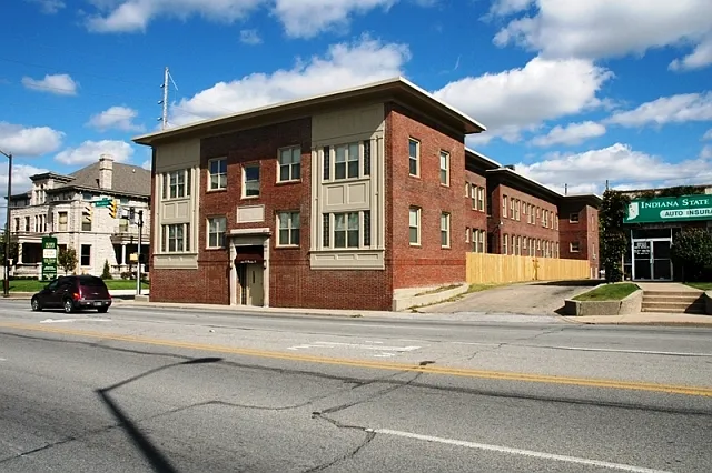 Meridian Walk Apartments — Photo 1