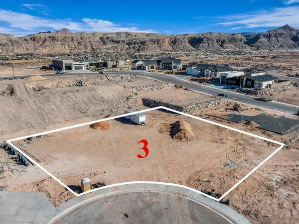 800 Circle, Hurricane, UT 84737