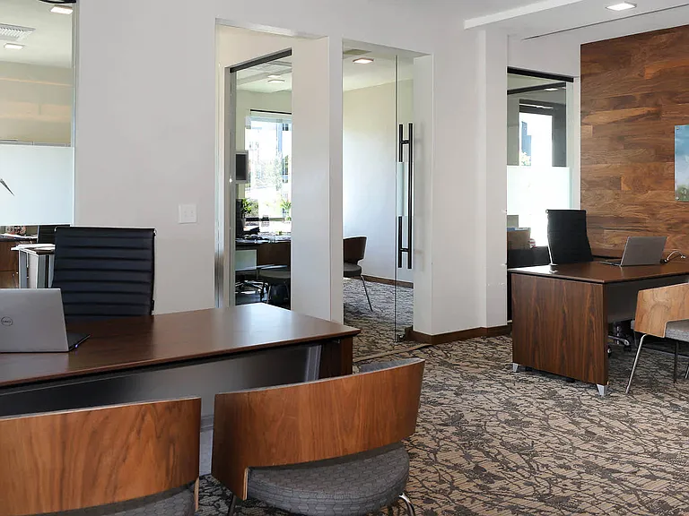 Leasing Center