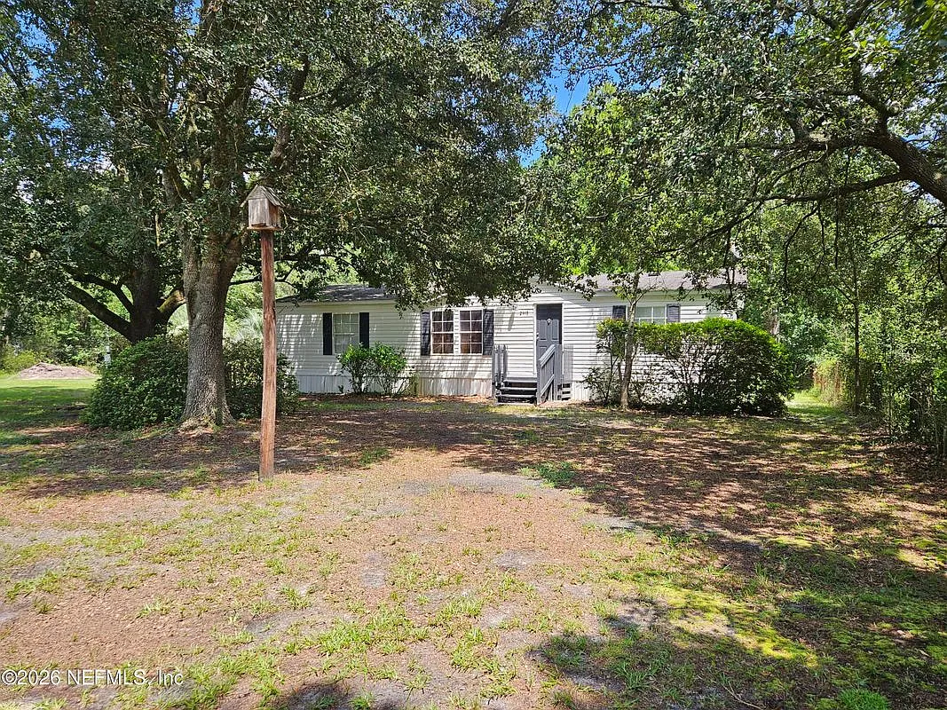 3 bed, 2.0 bath, 1128 sqft, $1,650 — Photo 1