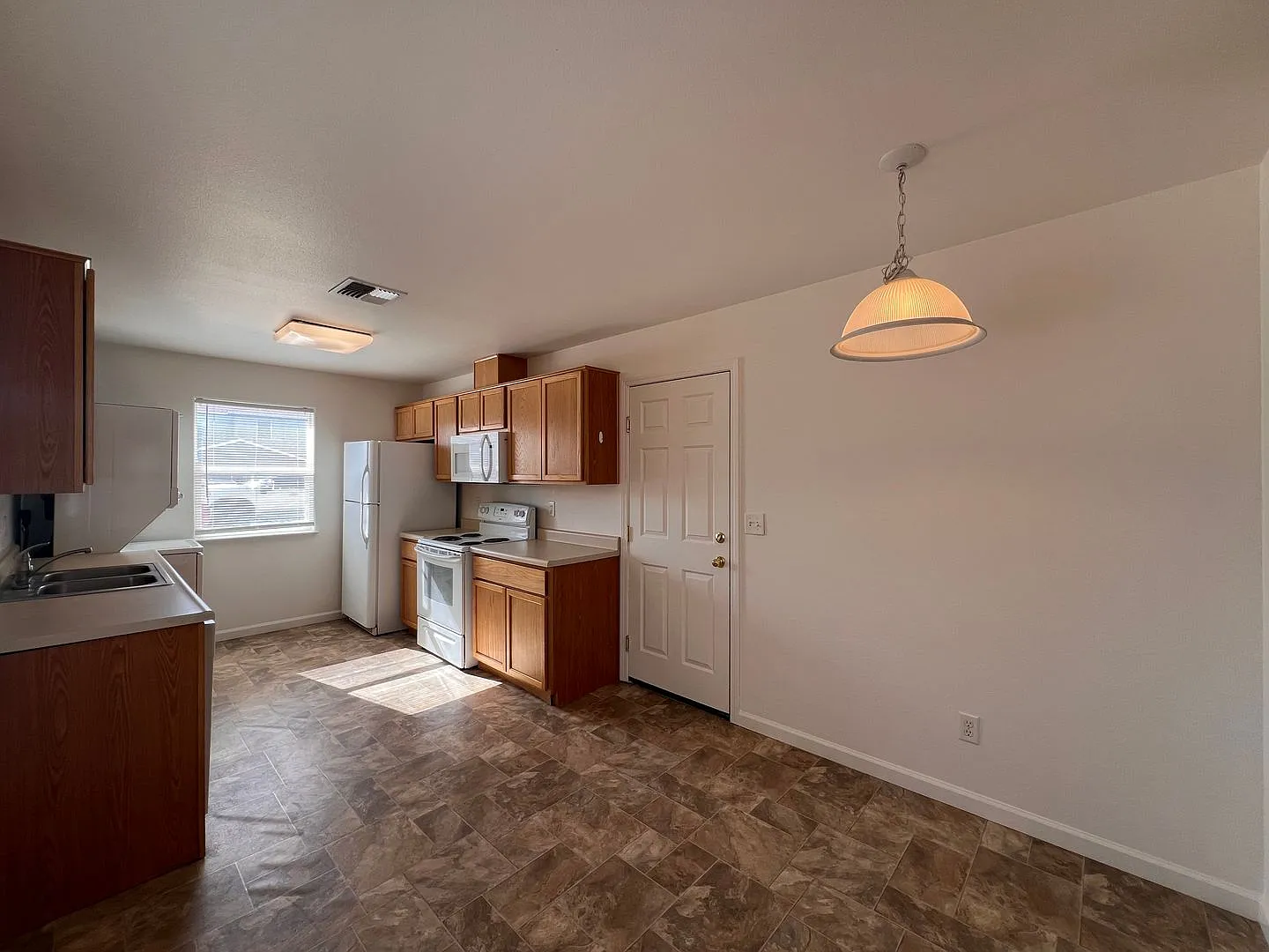 Starlite Drive 725 — Photo 4