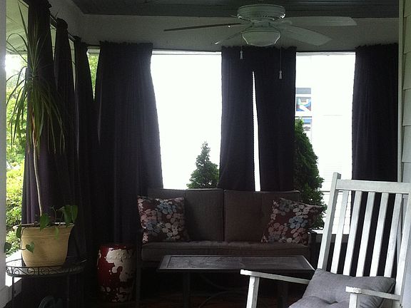 5th image of 104 E 22nd St