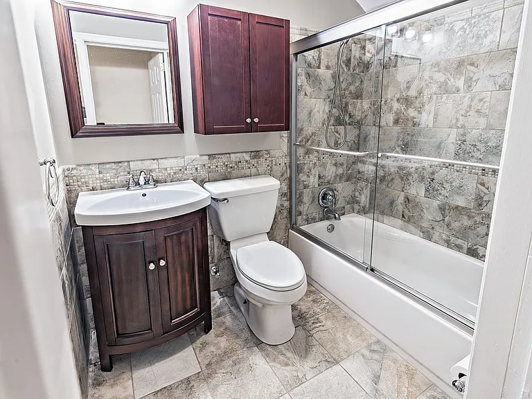 514 Essex Ave — Photo 22