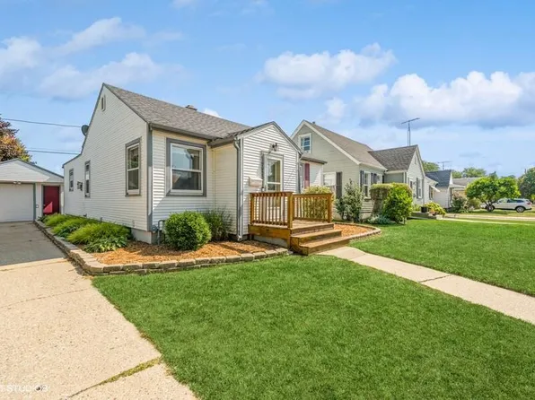 7923 25th COURT, Kenosha, WI 53143