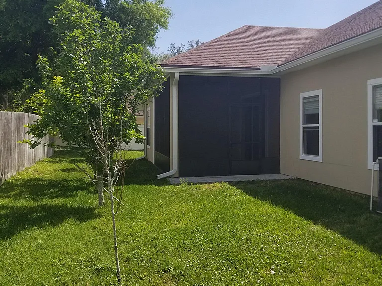 12083 Footman Ct — Photo 2