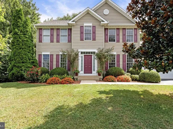 6712 Castleton Dr, Fredericksburg, VA 22407