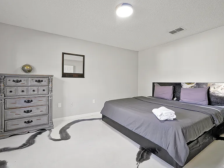 52 Perrotti Ln — Photo 17
