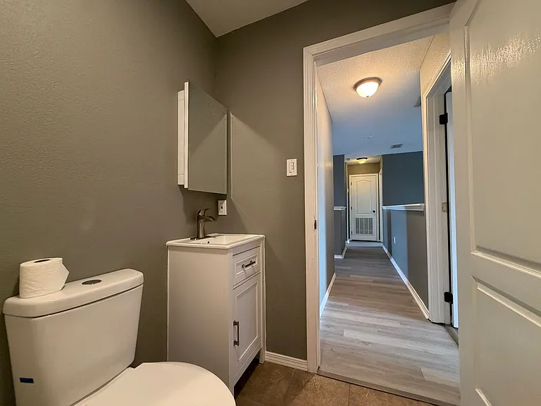 5509 Candace St — Photo 32