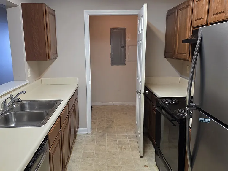 12201 Waldrop Pl — Photo 9