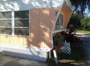 1051 N Tamiami Trl #7, North Fort Myers, FL 33903